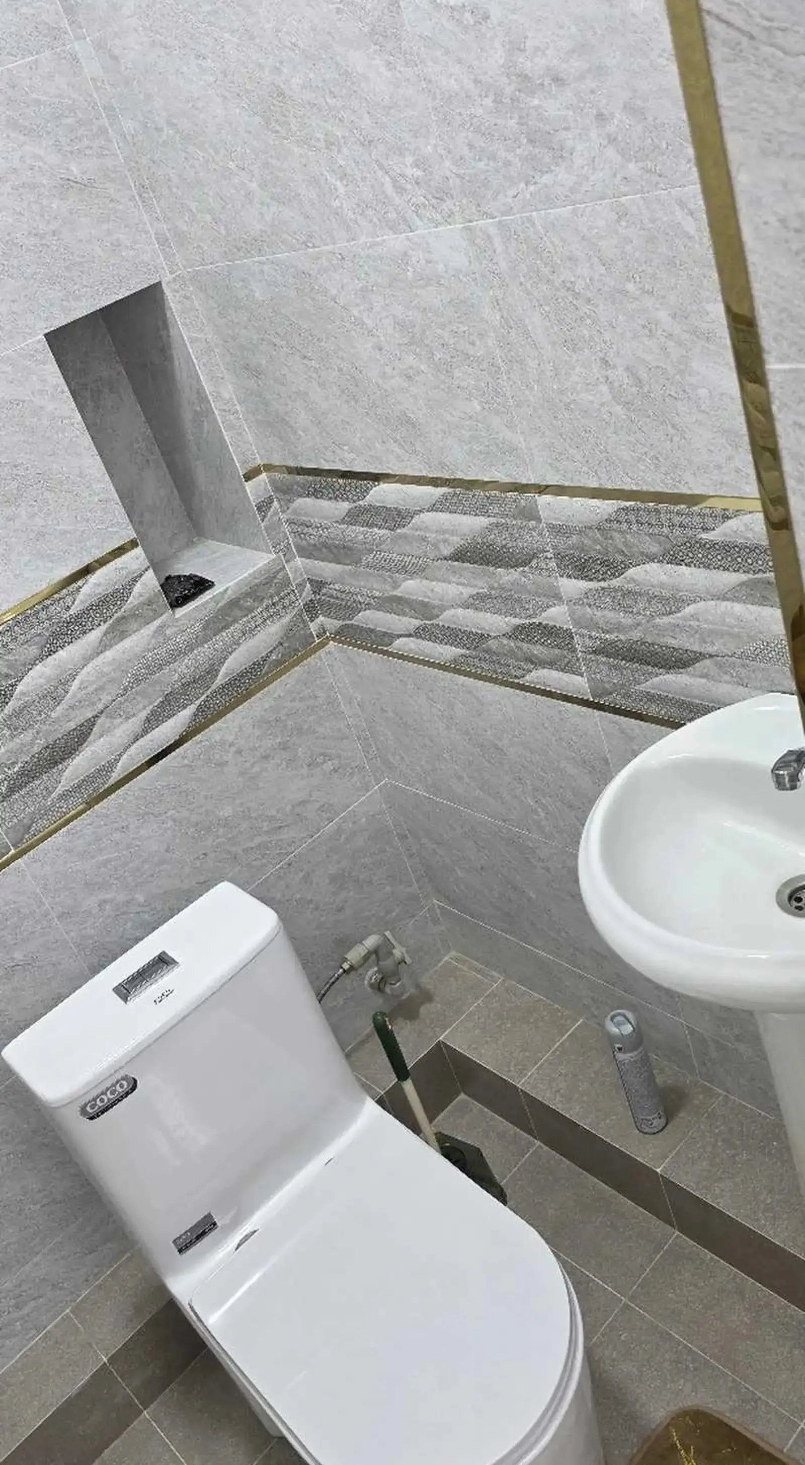 2-комн. квартира, 10 этаж, 76м², Шохмансур