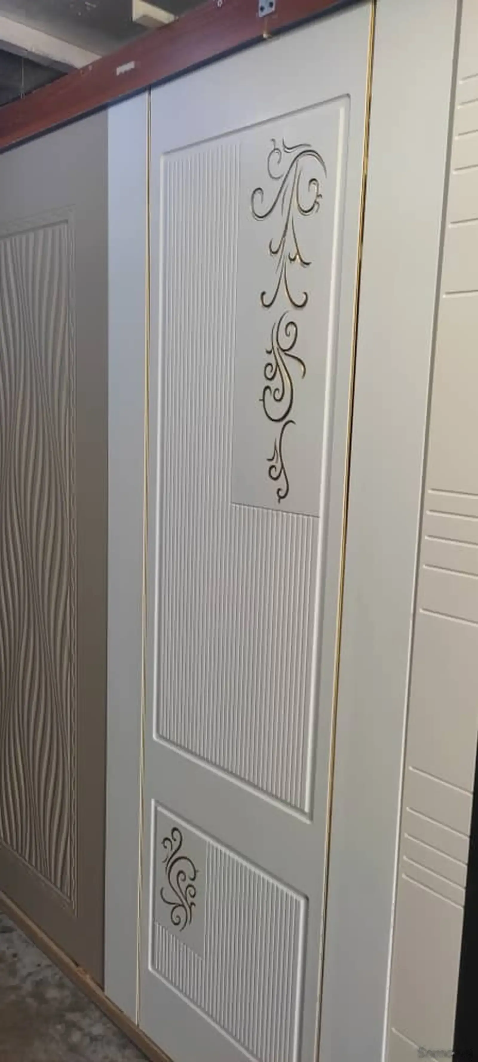 Дверь