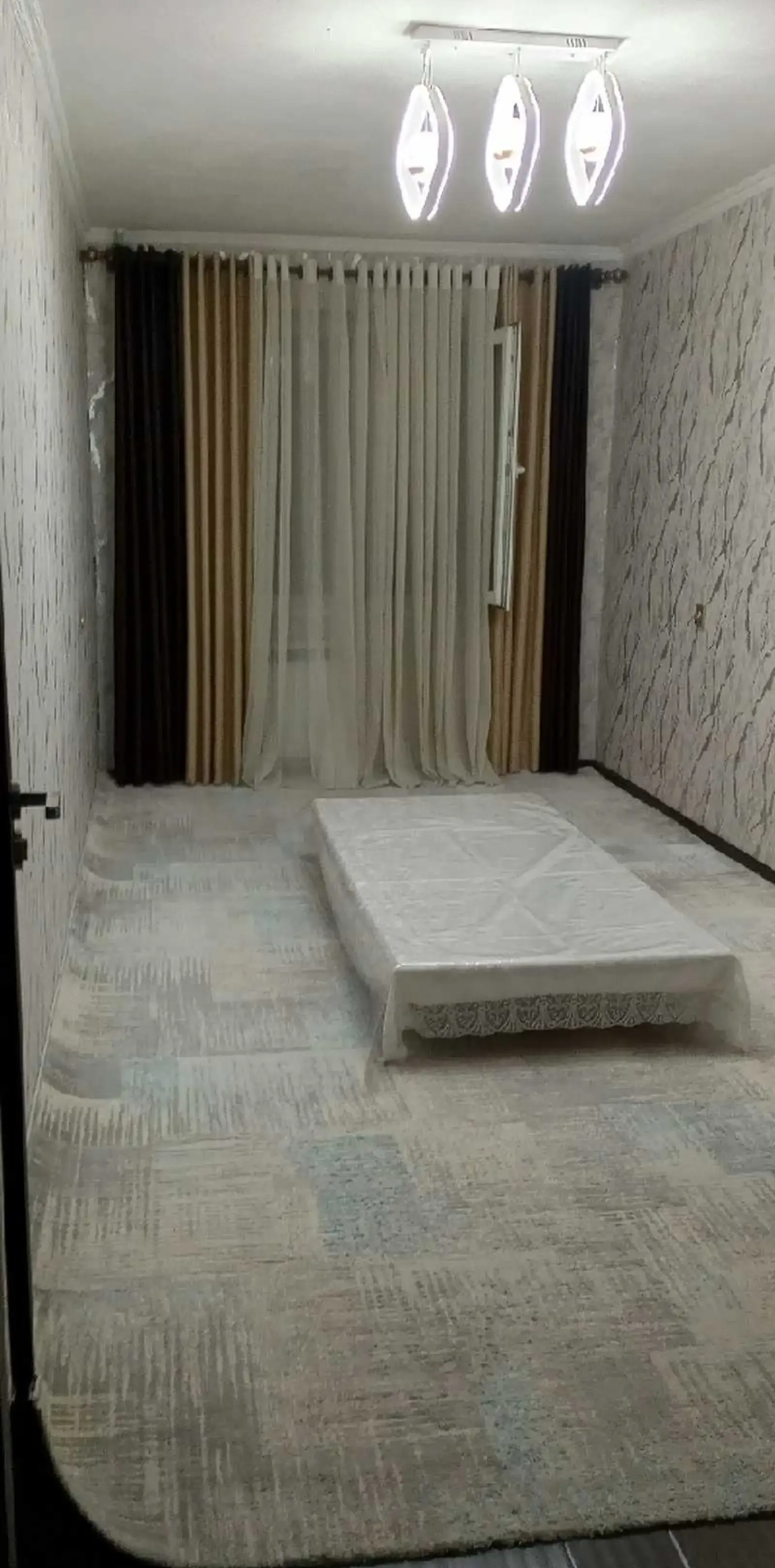 2-комн. квартира, 2 этаж, 55м², Фирдавси рубаруи донишгоҳи тиҷорат