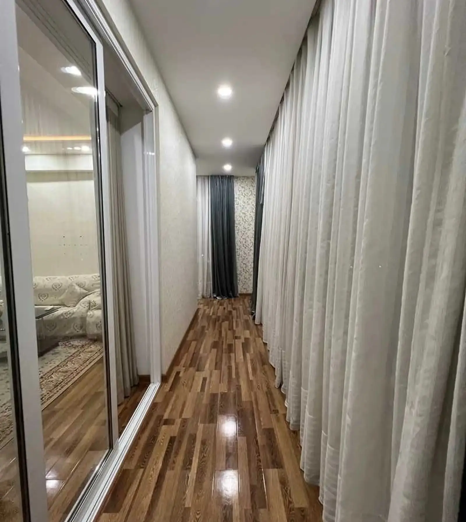 3-комн. квартира, 11 этаж, 140м², Сомони