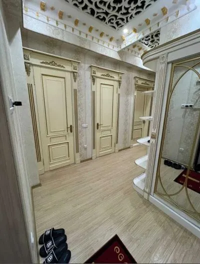3-комн. квартира, 6 этаж, 130м², опера балет 4 уста