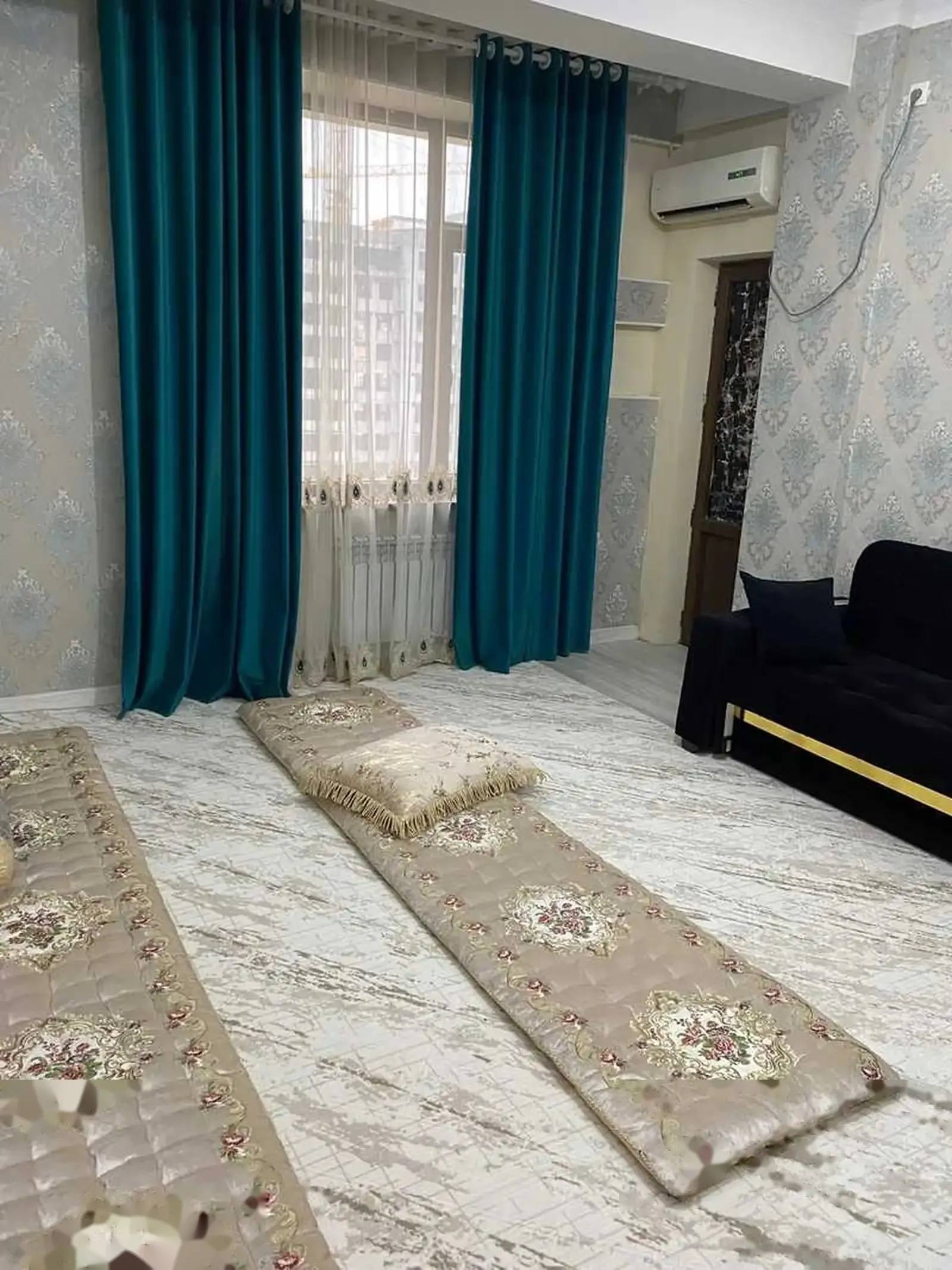 2-комн. квартира, 11 этаж, 52м², бари Гранд отел