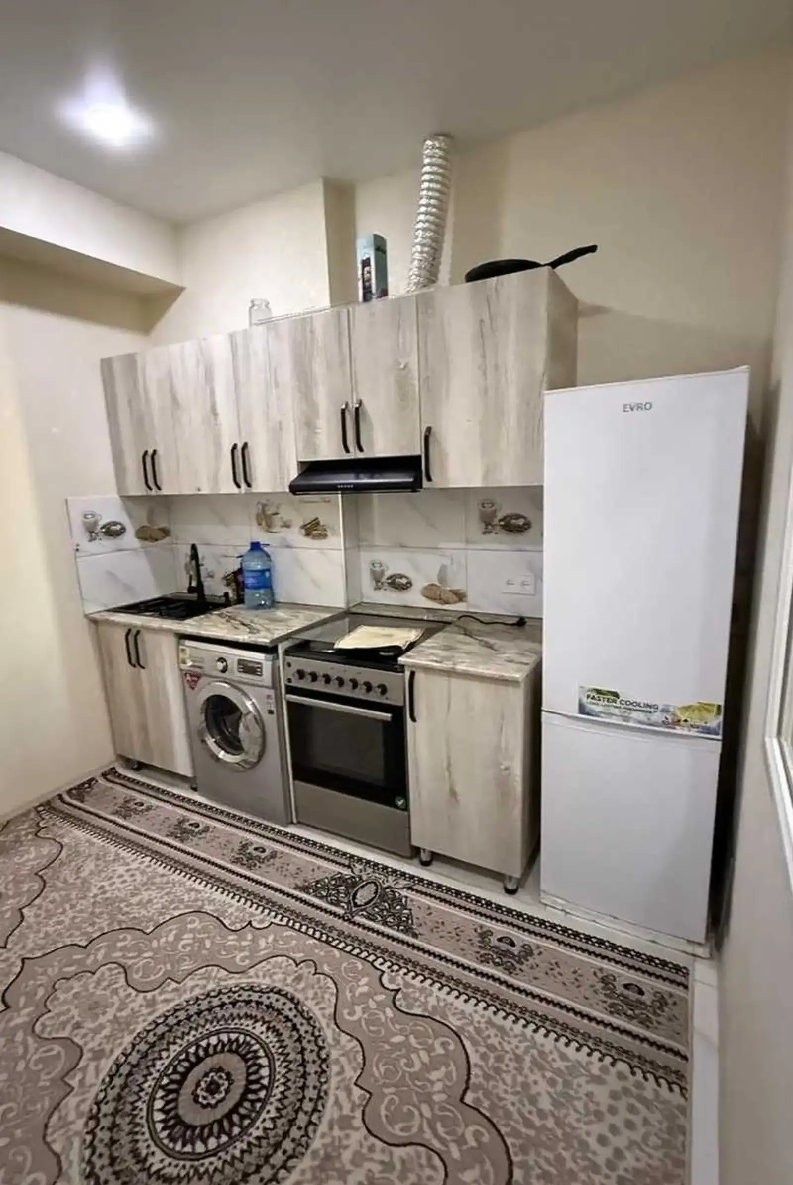 2-комн. квартира, 24 этаж, 58м², шохмансур назди гостиницаи HILTON