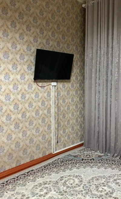 3-комн. квартира, 1 этаж, 70м², Шохмансур