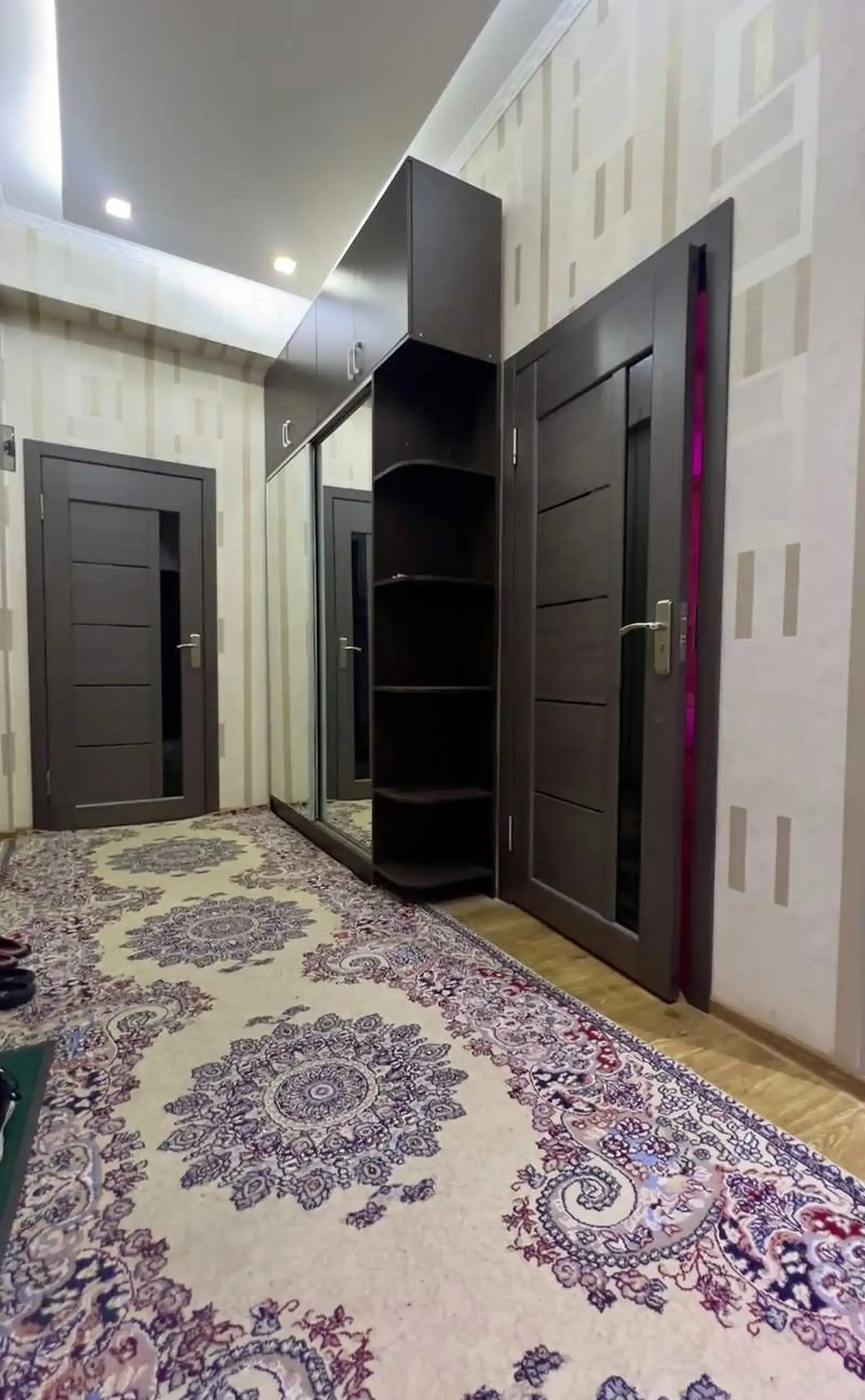 2-комн. квартира, 13 этаж, 65м², Гранд.Отел