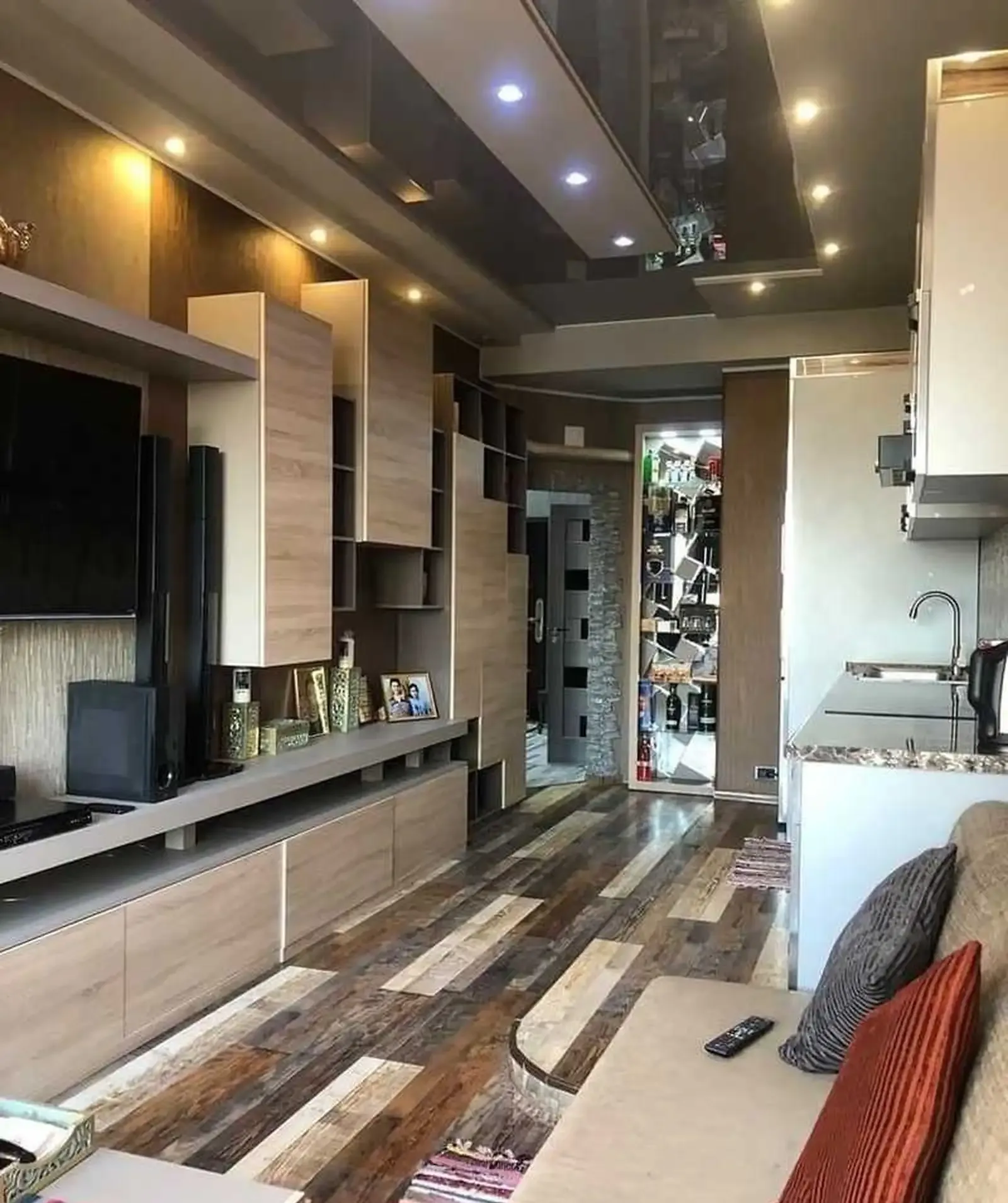 2-комн. квартира, 12 этаж, 62м², Опера балет. Гостиница Ватан.