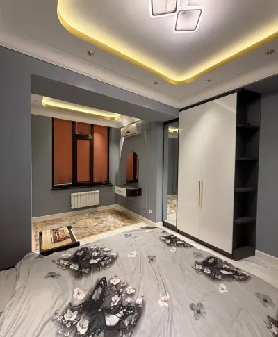 3-комн. квартира, 8 этаж, 132 м², Сокрая больница напротив гуля голд