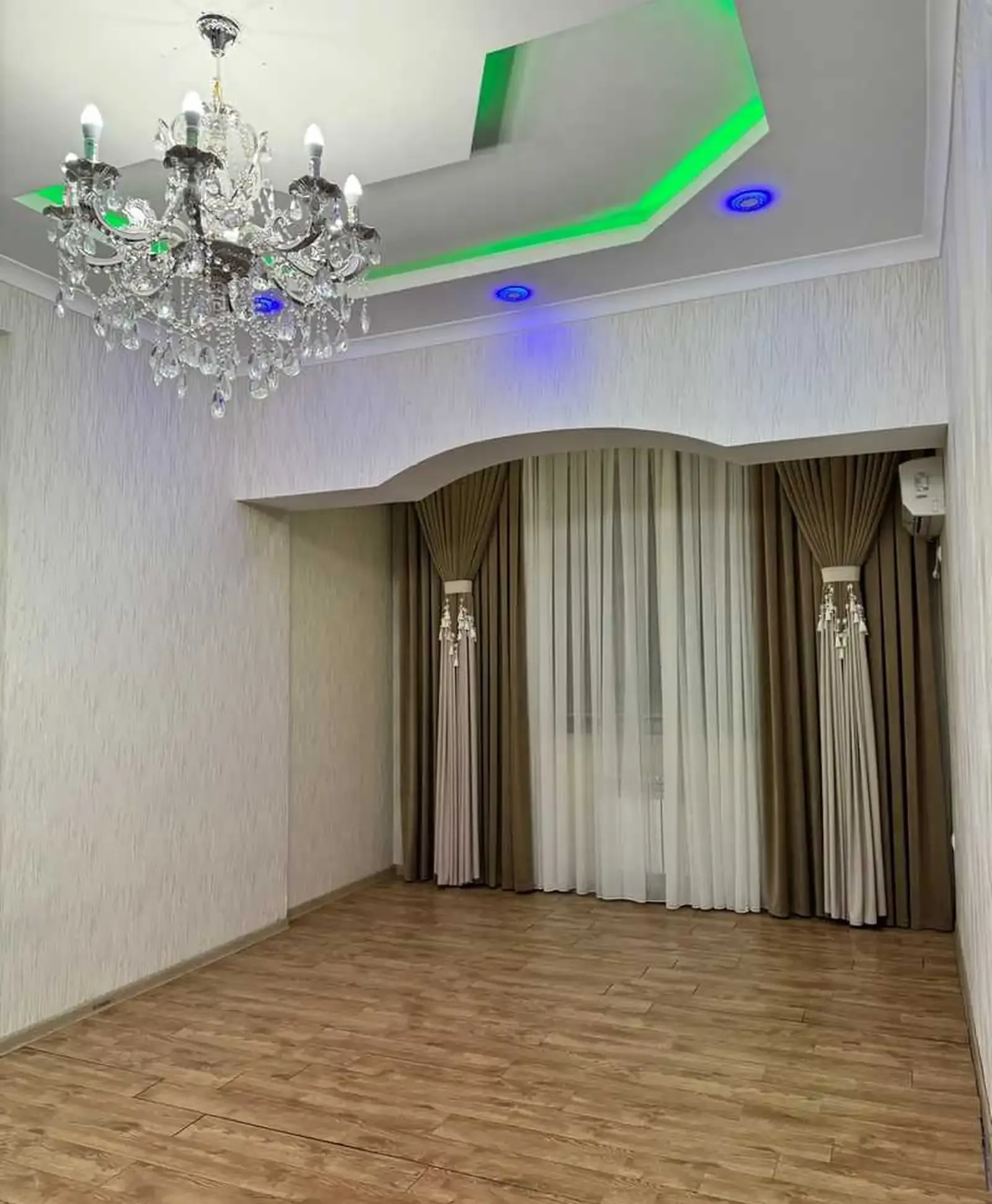 2-комн. квартира, 8 этаж, 67м², Прафсаюз