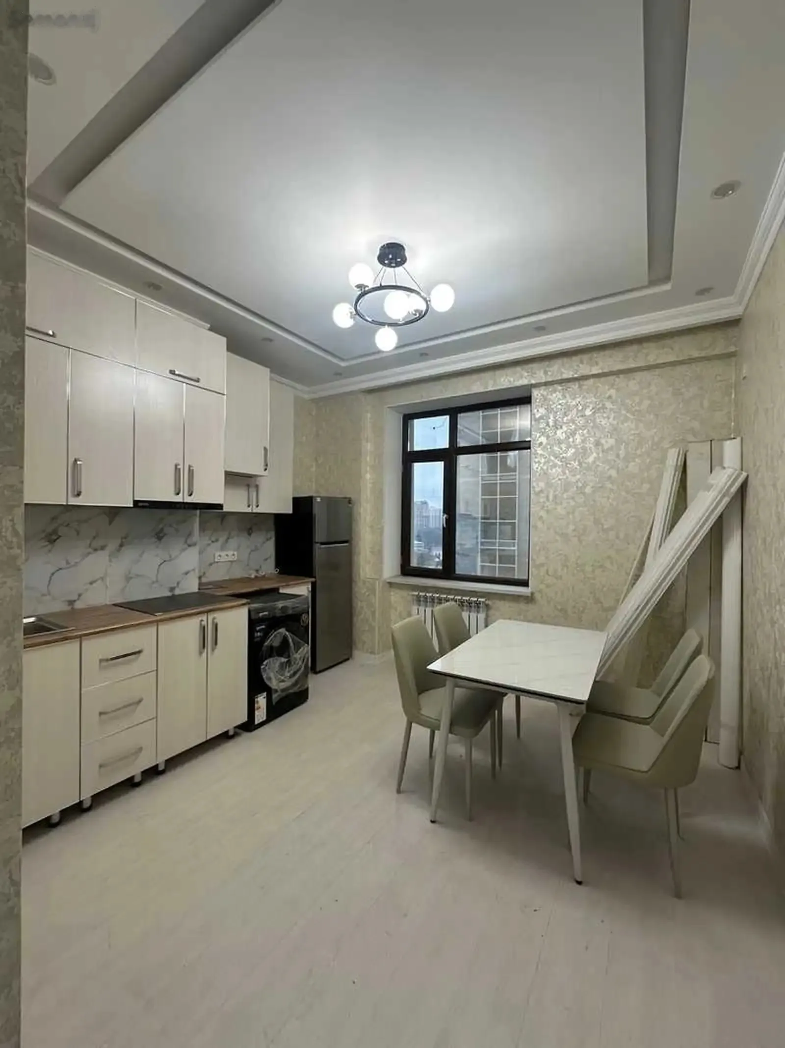 3-комн. квартира, 10 этаж, 100м², Шохмансур