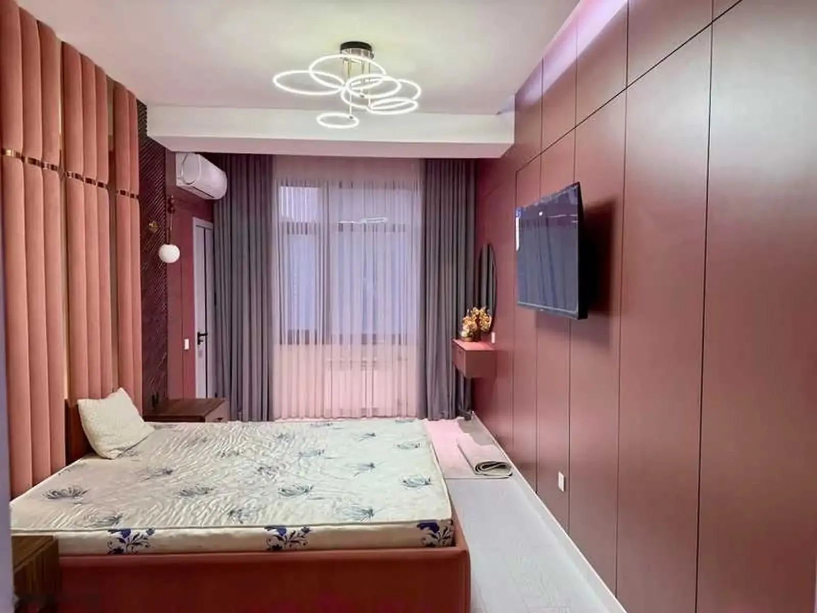 3-комн. квартира, 11 этаж, 98м², Ориентир Куколный театр