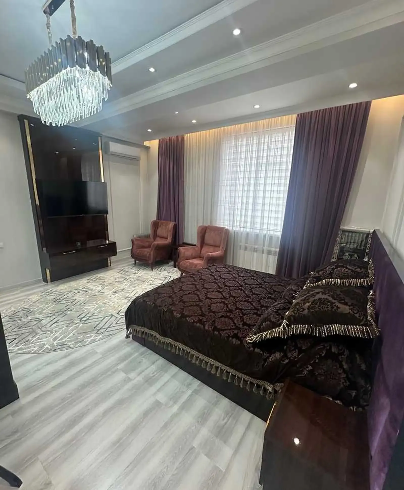 3-комн. квартира, 5 этаж, 117м², Садбарг