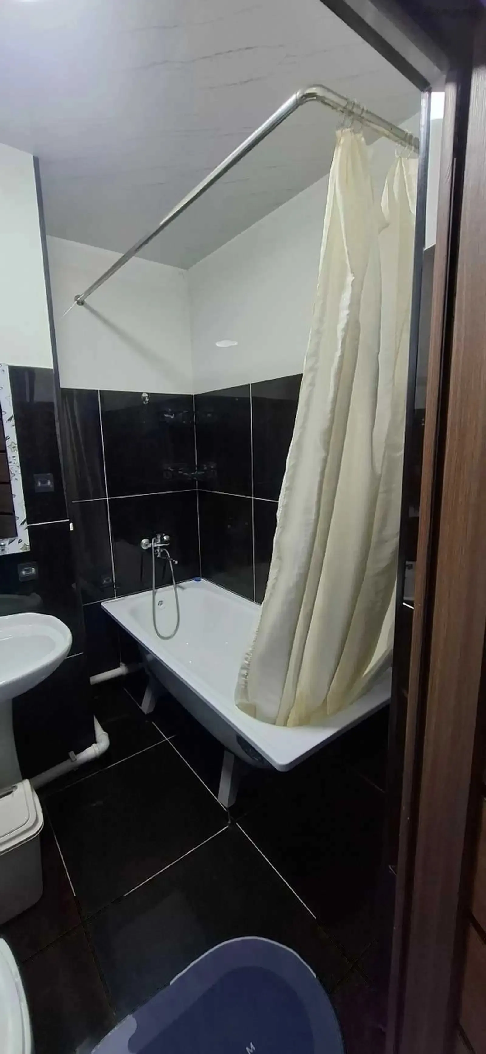 2-комн. квартира, 16 этаж, 76м², И.Сомони