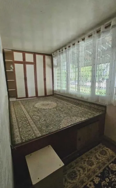 3-комн. квартира, 1 этаж, 60м², фирдавси