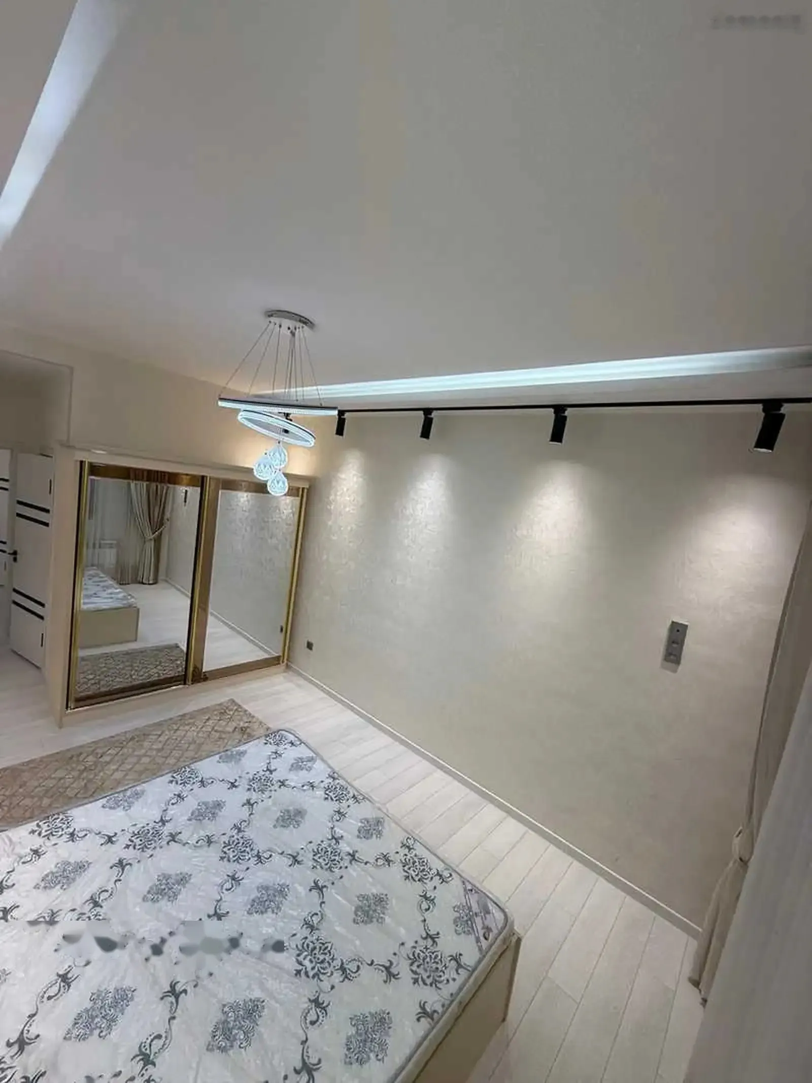 3-комн. квартира, 8 этаж, 110м², Скорый
