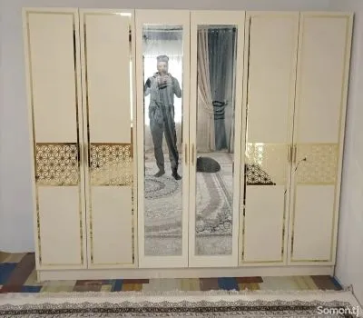 Спальный гарнитур