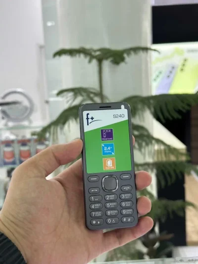 Мобильный телефон F+ S