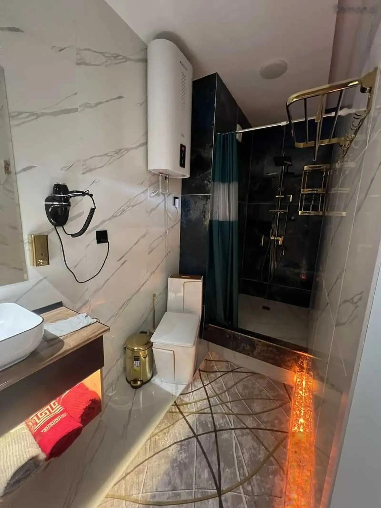 2-комн. квартира, 9 этаж, 80м², ул. Айни