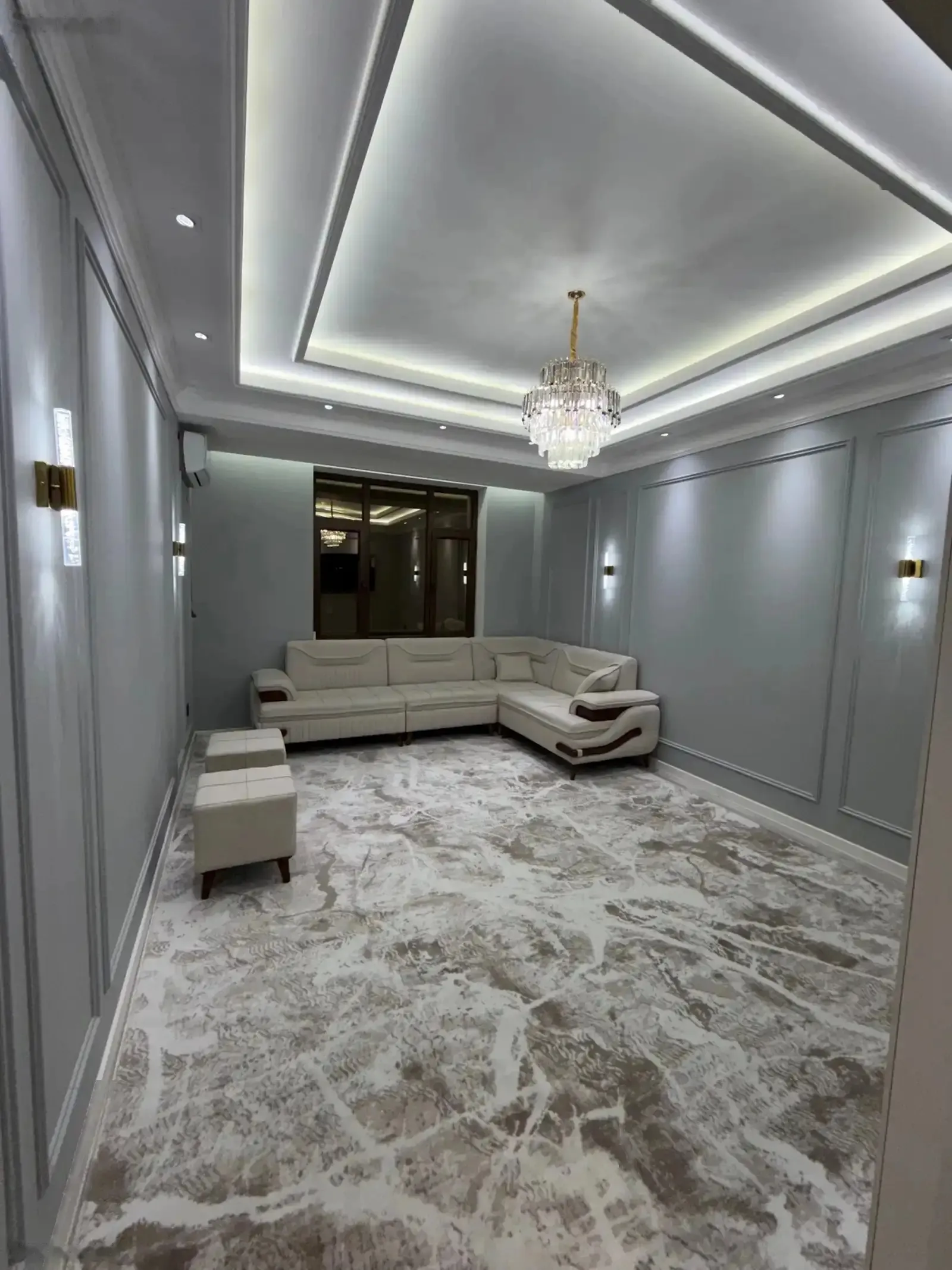 2-комн. квартира, 11 этаж, 65м², Овир