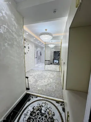 2-комн. квартира, 18 этаж, 85м², сино