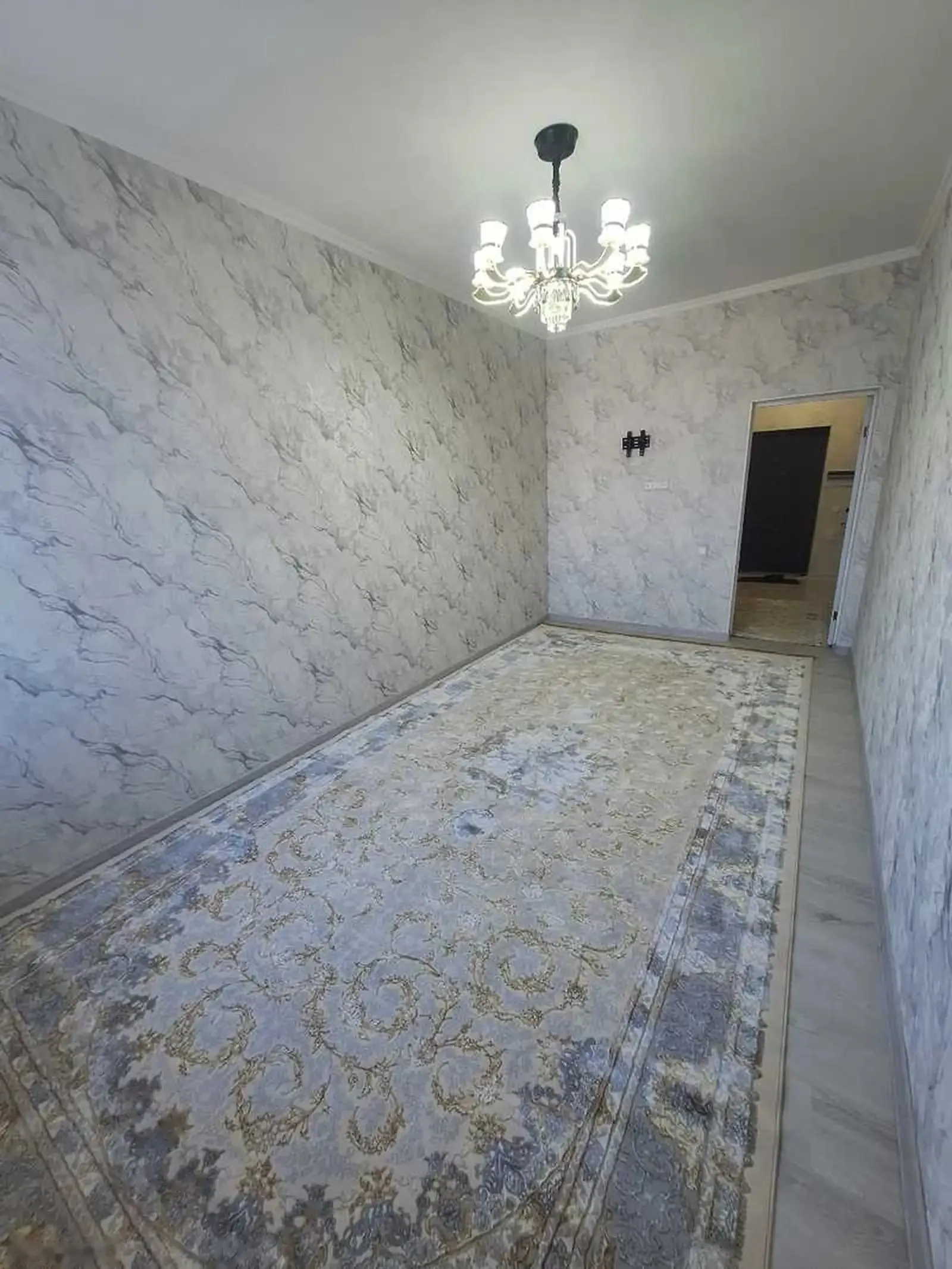 2-комн. квартира, 12 этаж, 60м², Чорохаи Чал Чам