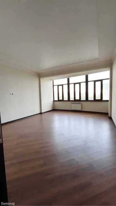 4-комн. квартира, 9 этаж, 176 м², рядом с рестораном IL Patio