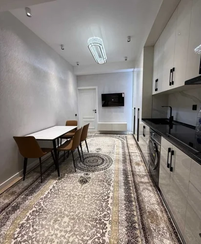2-комн. квартира, 15 этаж, 84м², Сино 82 мкр