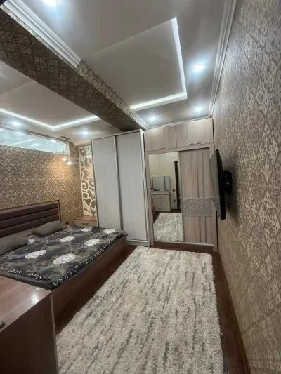 2-комн. квартира, 12 этаж, 81м², дом печати