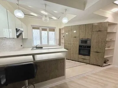 4-комн. квартира, 11 этаж, 130м², И. Сомони