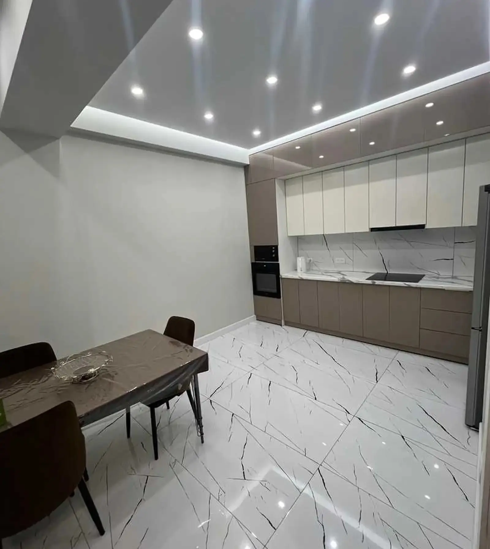 2-комн. квартира, 5 этаж, 80м², Шохмансур