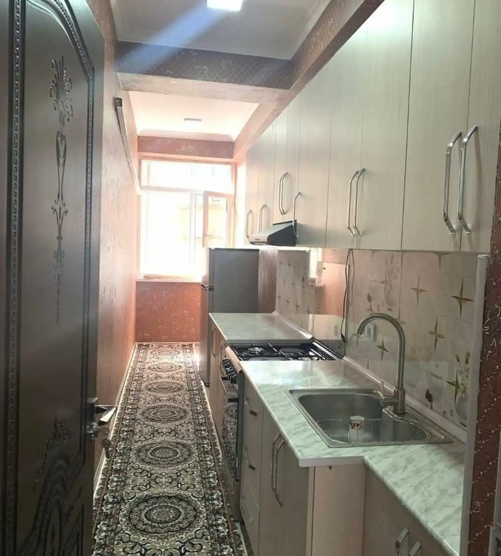 4-комн. квартира, 4 этаж, 90м², Сино