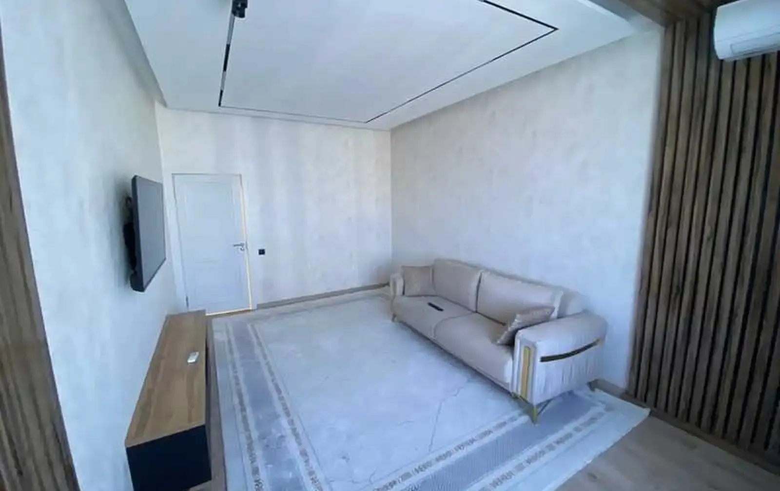 2-комн. квартира, 11 этаж, 55м², И.Сомони