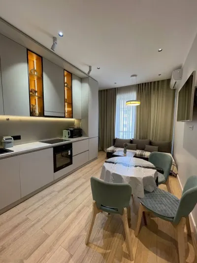 2-комн. квартира, 17 этаж, 73 м², Шохмансур