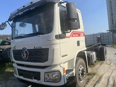 Автоцистерна Shacman L3000, 2025