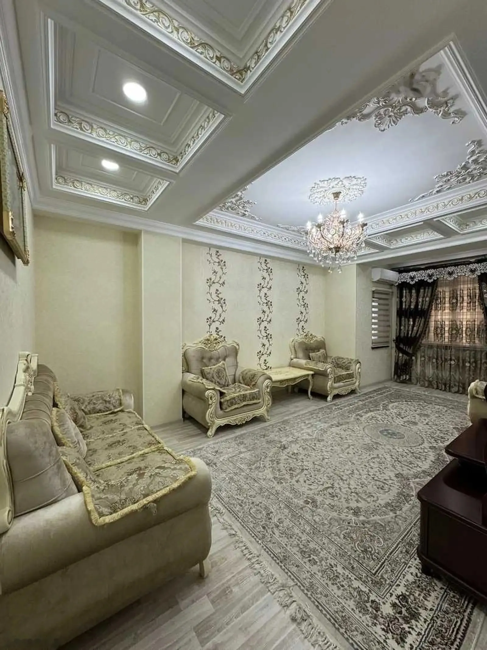 3-комн. квартира, 10 этаж, 110м², чордома
