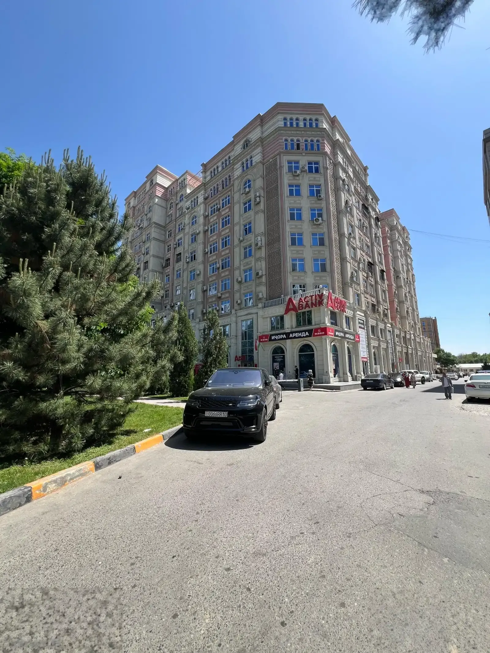 Помещение под свободное назначение, 84м², Проспект Айни, Садбарг, здание Актив Банк