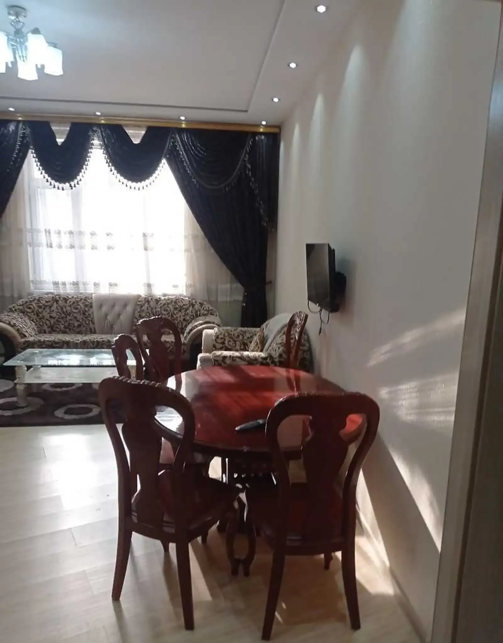 3-комн. квартира, 4 этаж, 110м², Пайкари Дом Печати Таможней