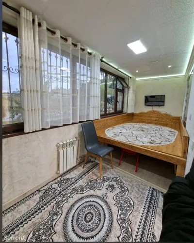 2-комн. квартира, 1 этаж, 52м², сино