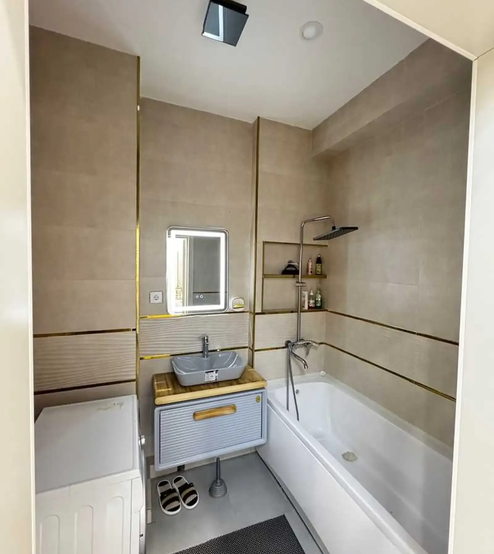 2-комн. квартира, 14 этаж, 65м², шоҳмансур
