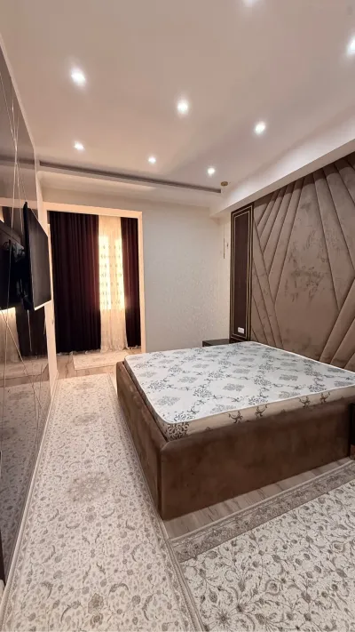 3-комн. квартира, 13 этаж, 92м², Фирдавси