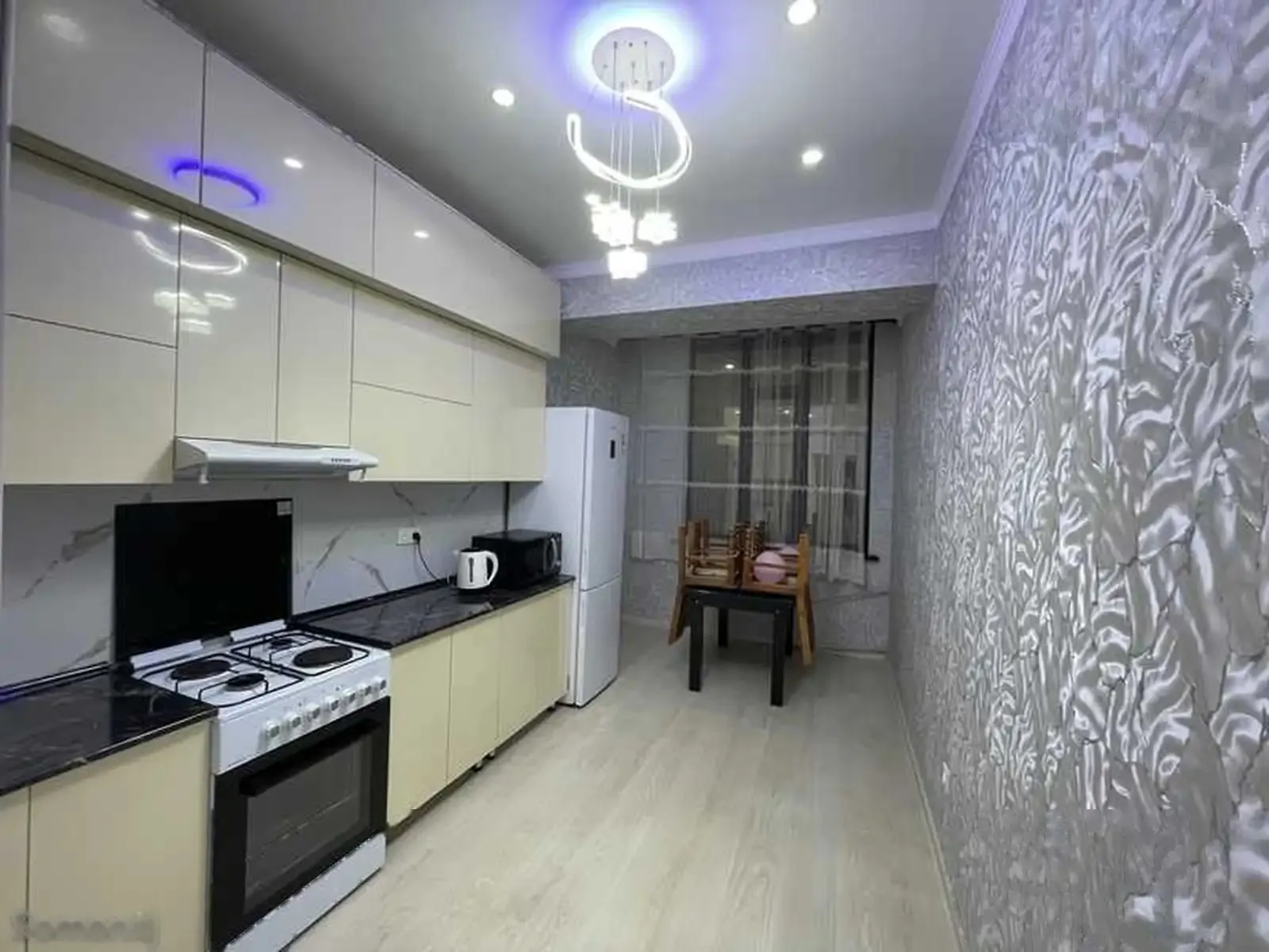 2-комн. квартира, 15 этаж, 59м², Шохмансур