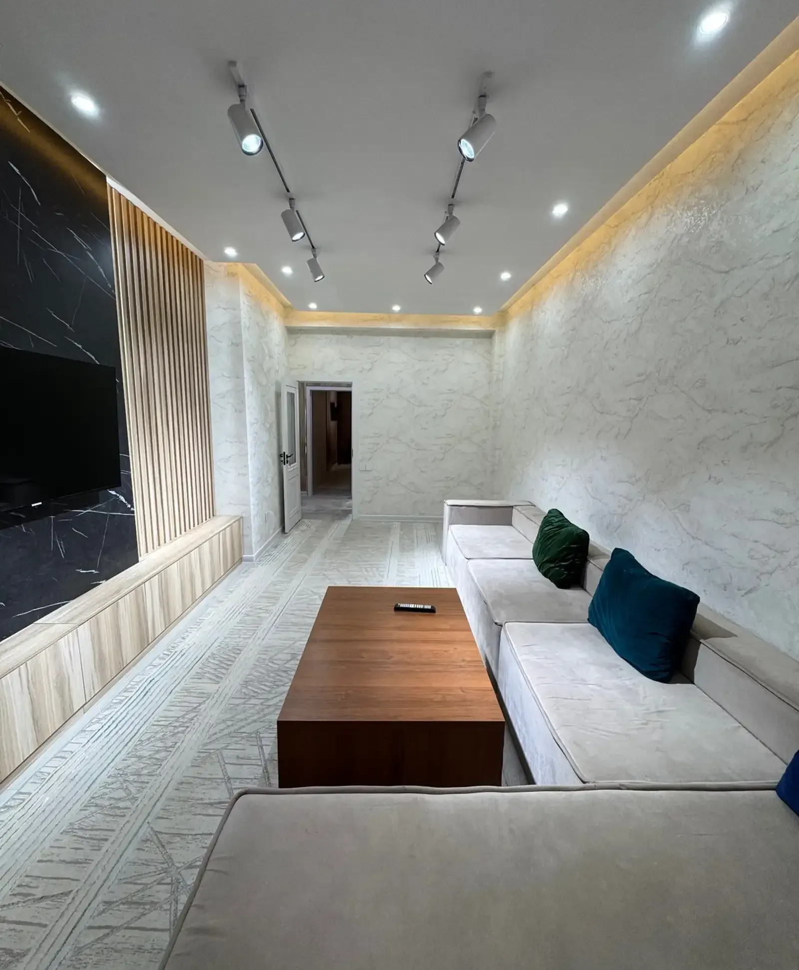 2-комн. квартира, 10 этаж, 90м², Ёвар/Овир/Султанбей/Грандь Отель
