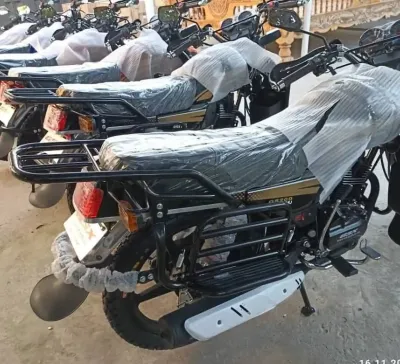 Мотоцикл Suzuki GSX200