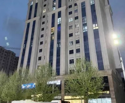 3-комн. квартира, 10 этаж, 128 м², Шохмансур