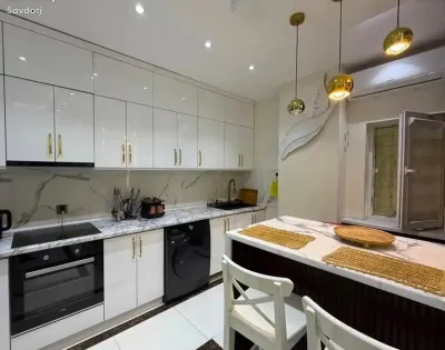 2-комн. квартира, 12 этаж, 76м², Шохмансур