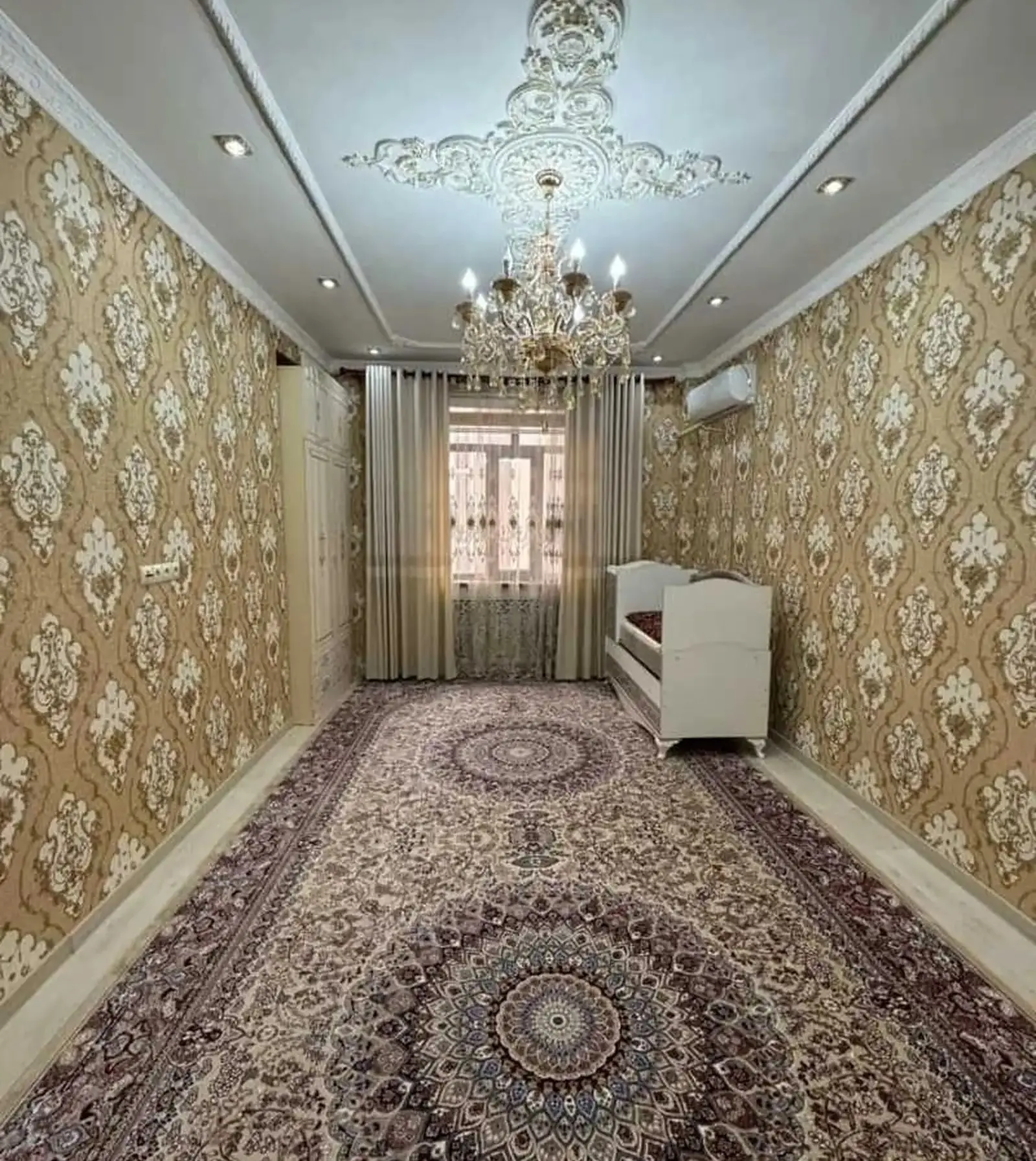 3-комн. квартира, 8 этаж, 130м², И.Сомони