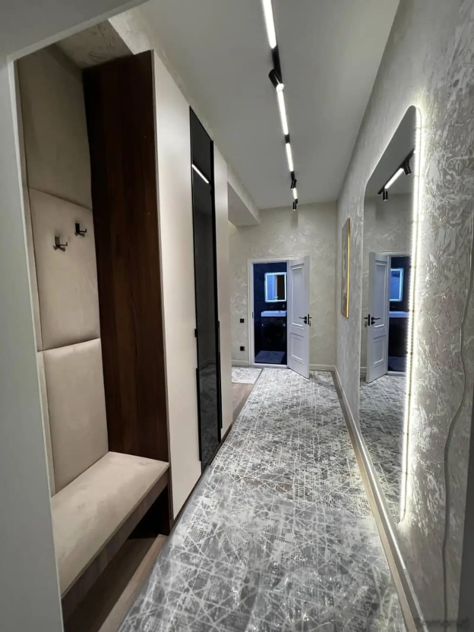2-комн. квартира, 8 этаж, 57 м², 32 мкр Амид