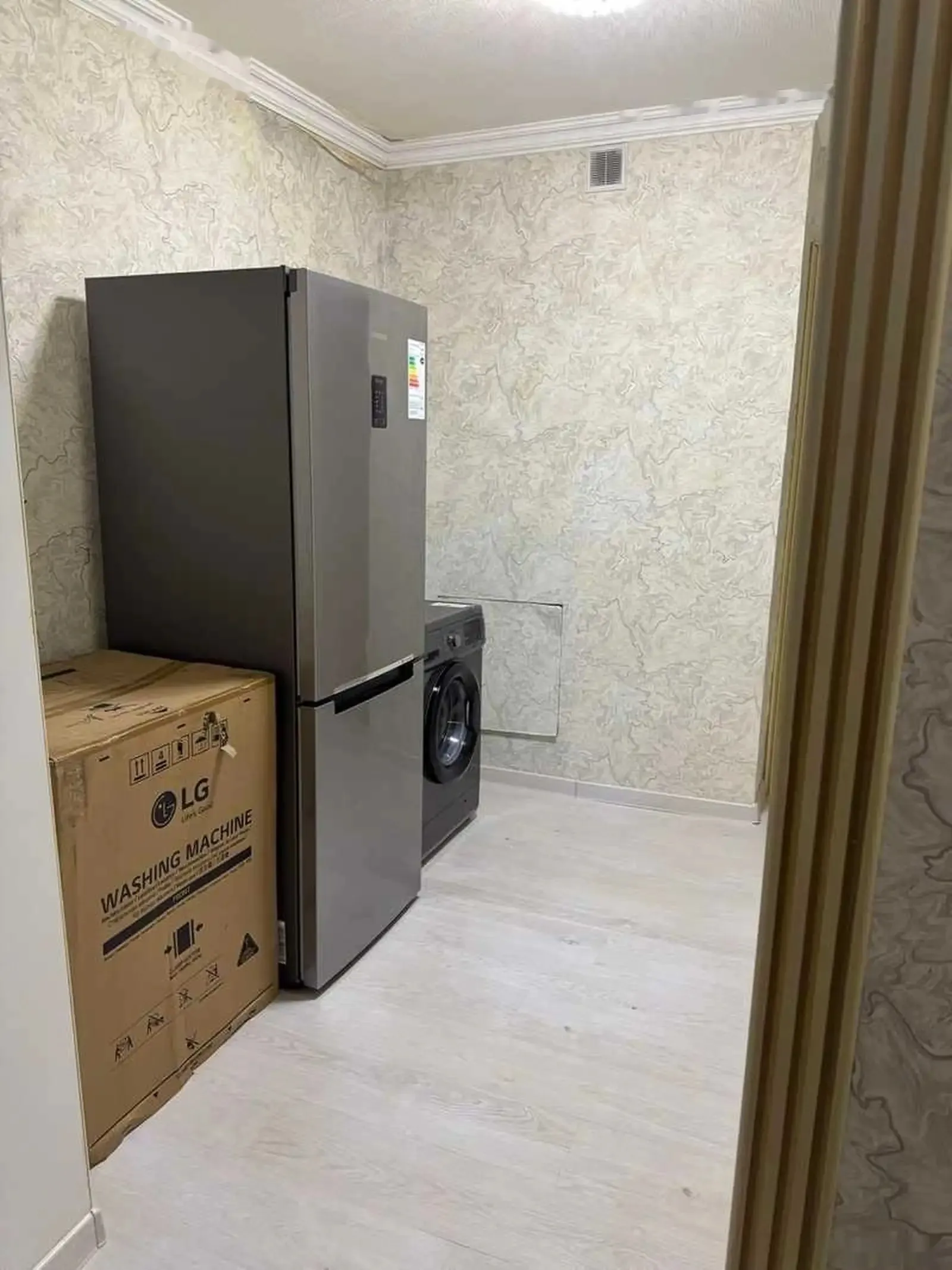 3-комн. квартира, 3 этаж, 73м², Сино