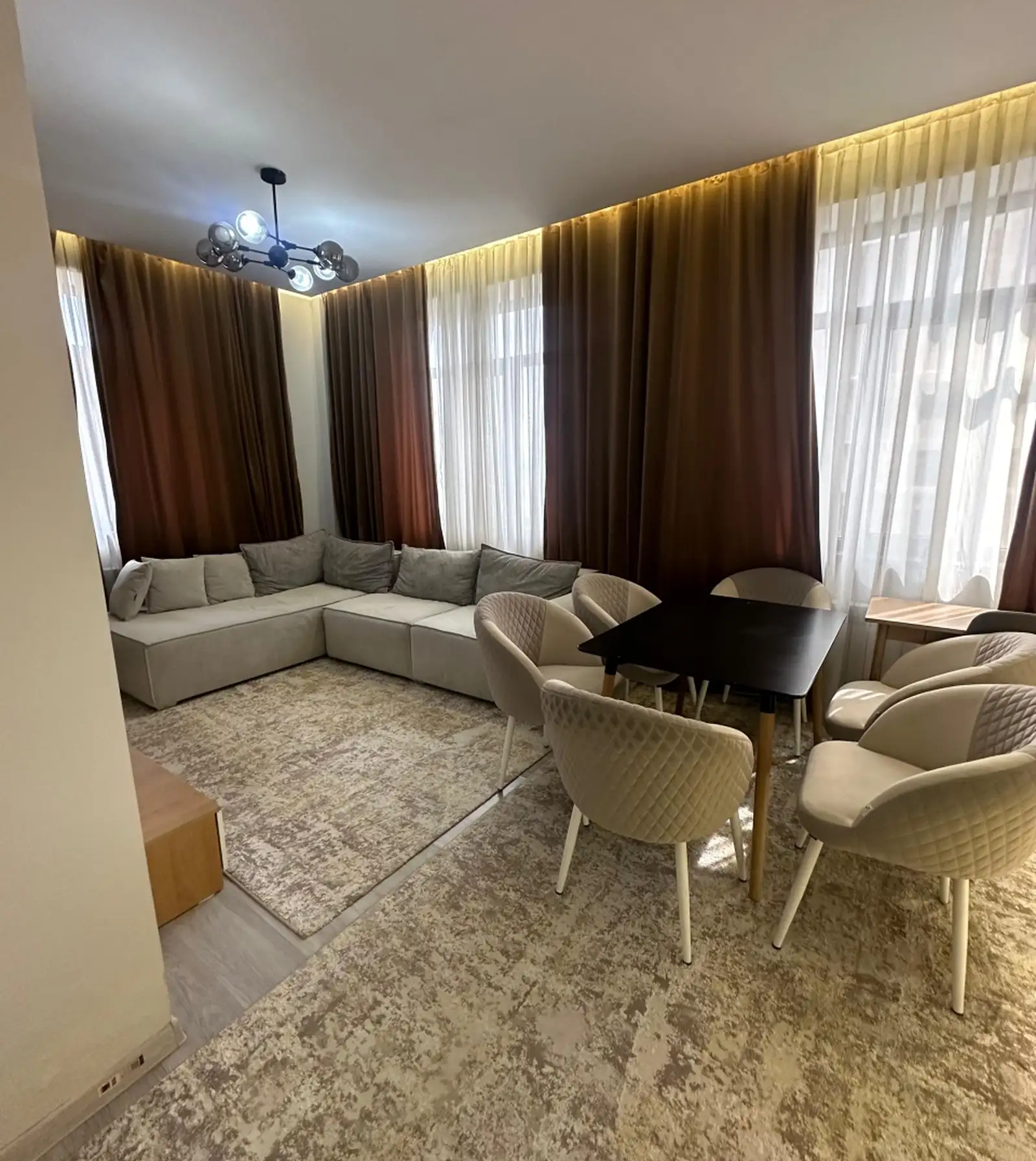 2-комн. квартира, 2 этаж, 75м², Ашан на против Мойки Малика