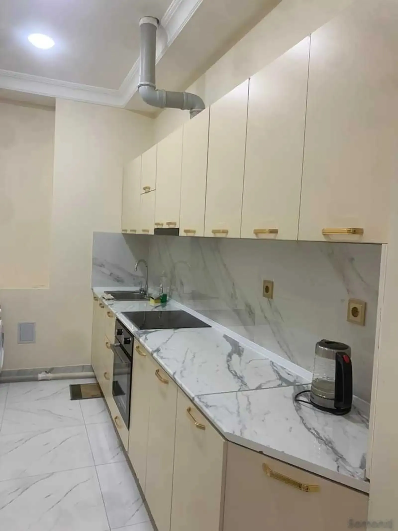 3-комн. квартира, 6 этаж, 115м², И.Сомони