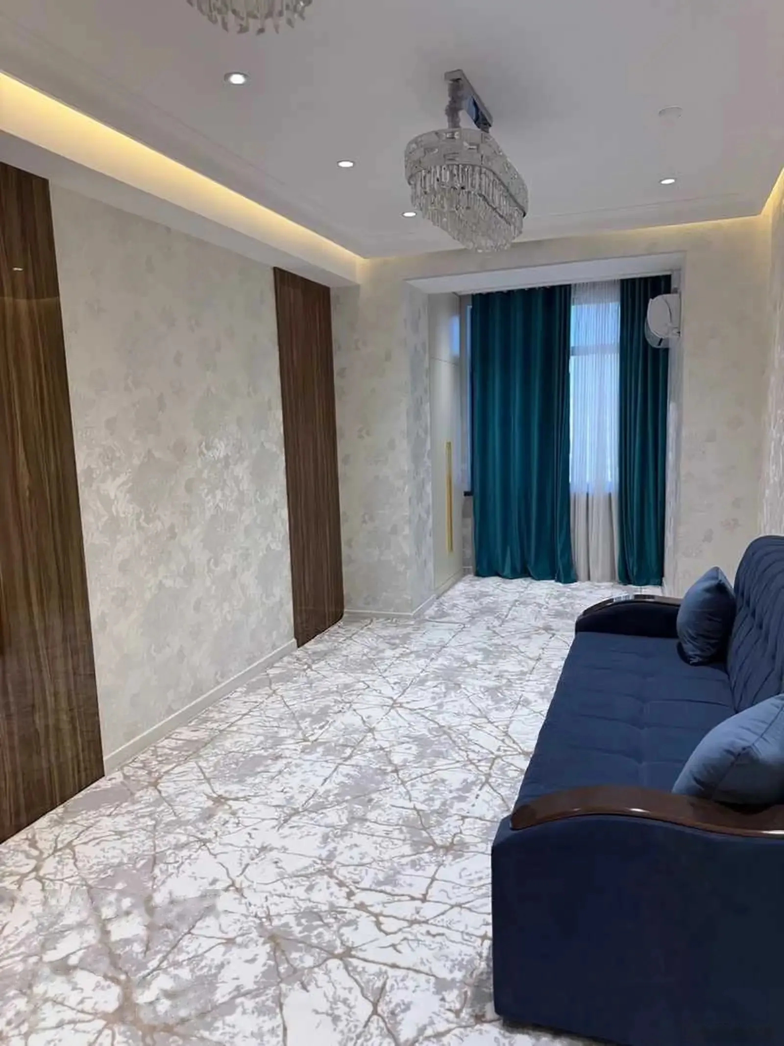 2-комн. квартира, 10 этаж, 80м², Ашан